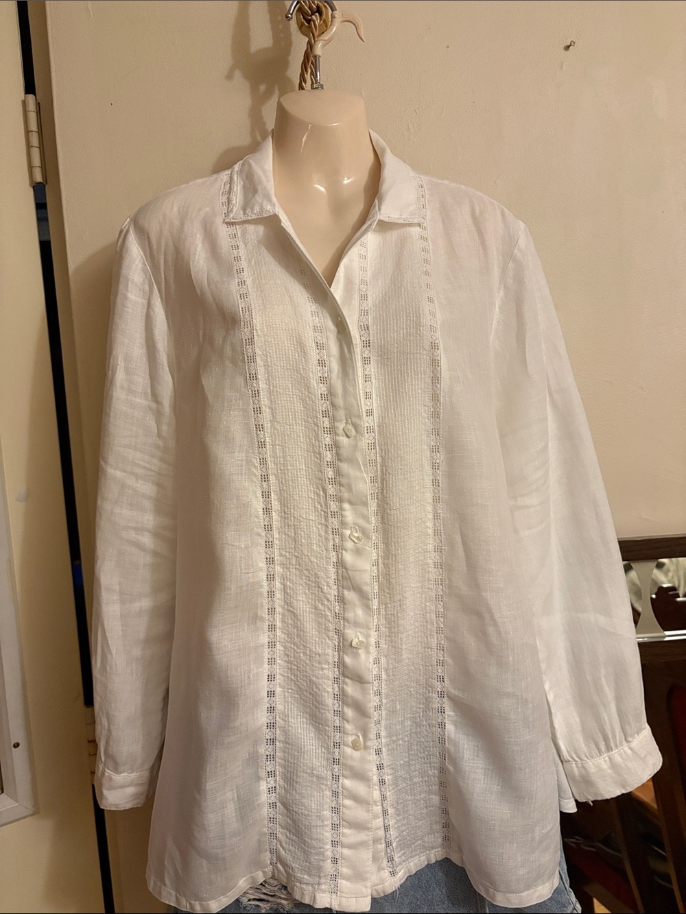 Classic White Button-Down Linen Shirt with Pintuck Detail